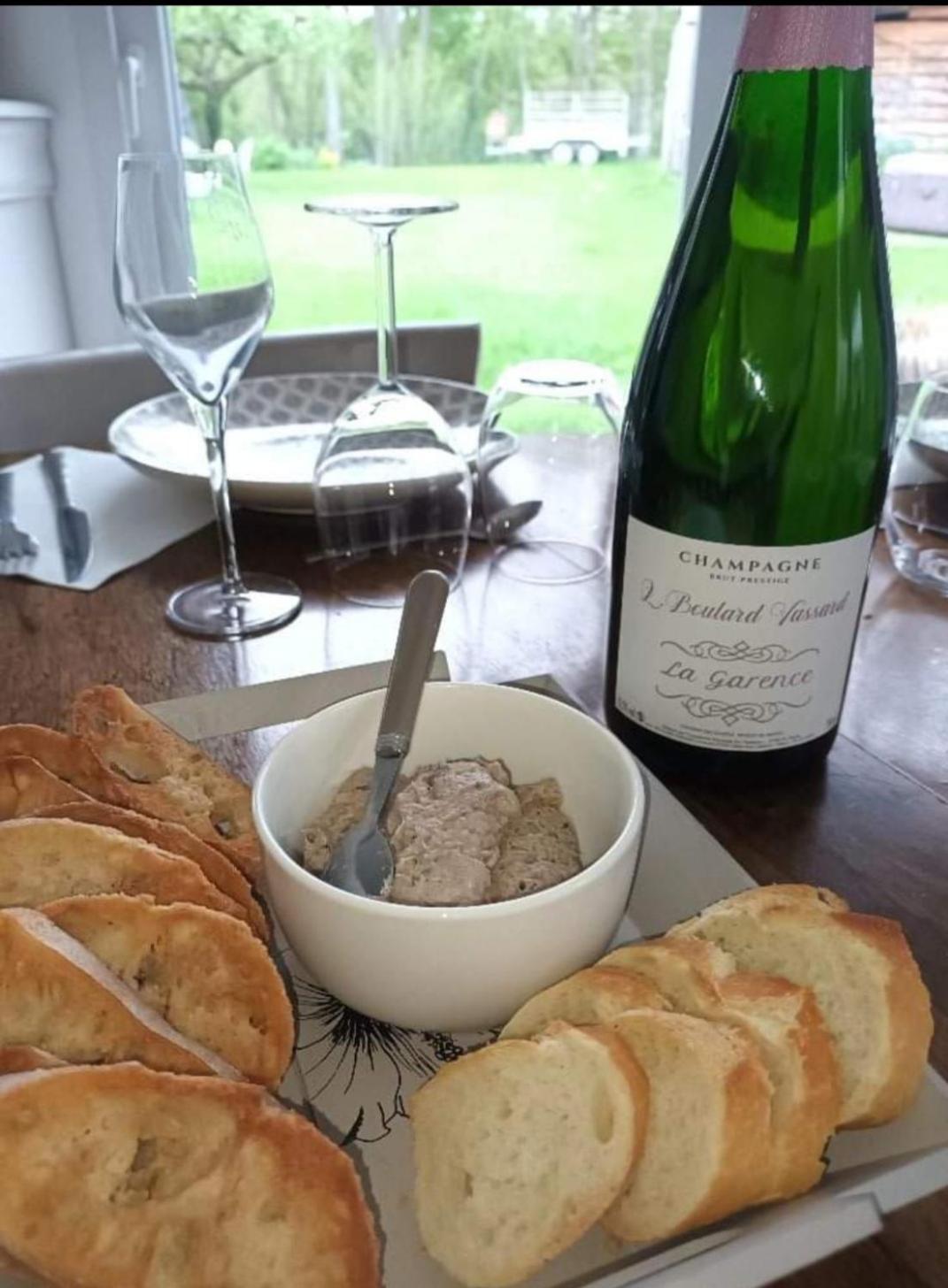 Bed and Breakfast Domaine La Garence Villers-sous-Chatillon Экстерьер фото